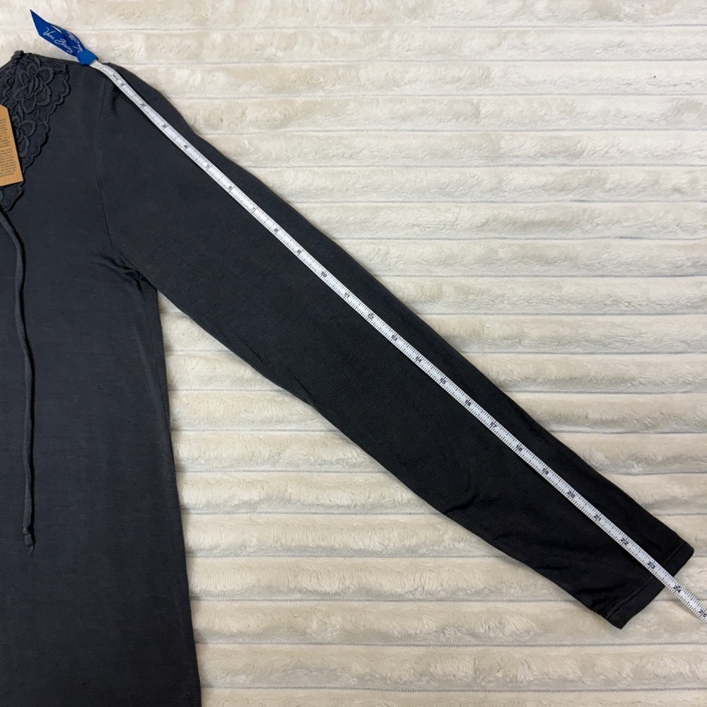 NWT American Eagle: Women's Long Sleeve Soft & Sexy Gray Lace Up, Size S - Picture 7 of 11